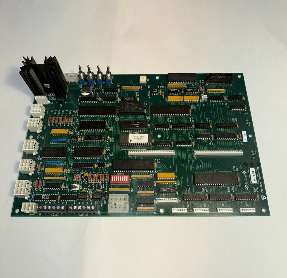 York 031-01095-002 Rev B Circuit Board - Image 1 of 4