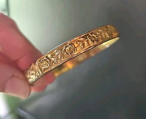 Vintage Celtic Rose Gold Plate Weave Design Roses Bangle Bracelet Hallmark - Picture 1 of 6