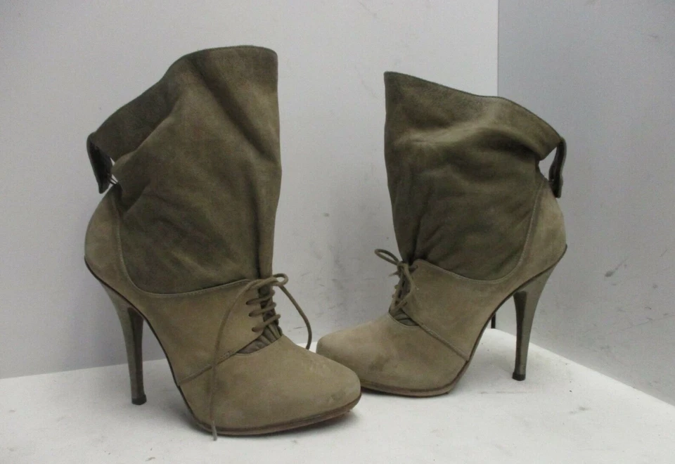 Botines Elizabeth & James de cuero topo de tacón ultra alto para mujer talla 6,5 M Foto 1 de 4