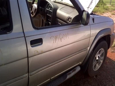 Motor de arranque a través de 11/00 compatible con 01 INFINITI QX4 16297714 Foto 1 de 4