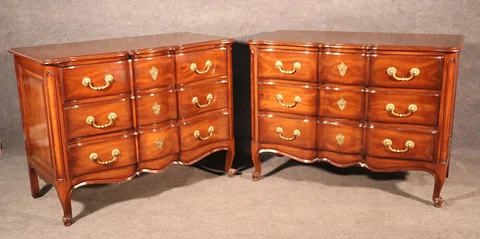 Pair High Quality Walnut French Louis XV Style Commodes Dressers, Circa 1960 Cover