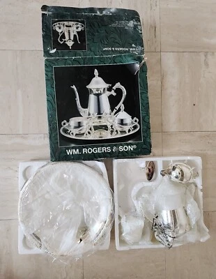 Wm Rogers & Son, Juego de café de cuatro piezas enchapado en plata - ¡¡NUEVO caja abierta!! Gran conjunto! Foto 1 de 4