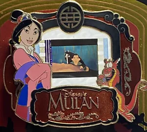 Spilla Un pezzo di film Disney Mulan LE 2000 scena rara con il suo cavallo Khan PODM - Foto 1 di 7