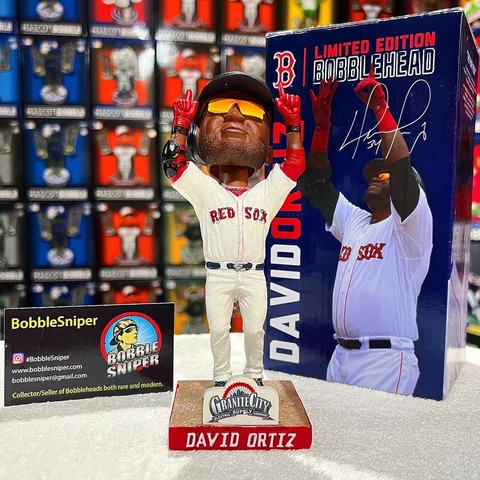 DAVID ORTIZ Boston Red Sox Exclusive Fenway Park "Big Papi" MLB Bobblehead Cover