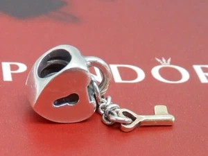 Genuine Pandora Two Tone Gold Key To My Heart Padlock Charm 790288 - Picture 1 of 10