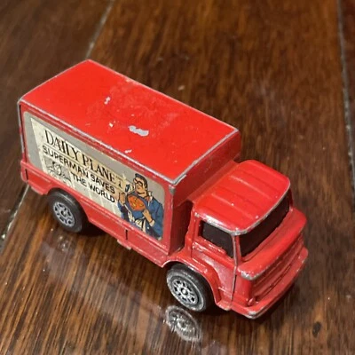 Corgi Juniors Daily Planet Leyland Terrier Van - 1/64 Truck (Superman) - Image 1 of 4