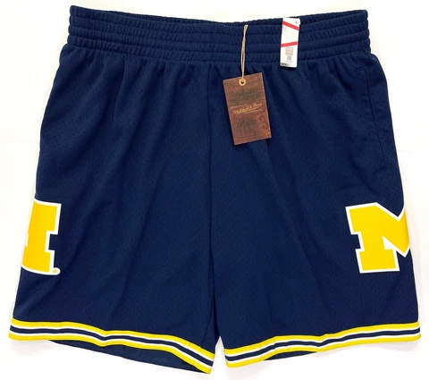 Mitchell & Ness NCAA Road Basketball Shorts Michigan College  1991 XL Cover