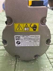 BMW Hybrid Electric AIRCOND Compressor F45 F30 G20 G21 F18 G30 G38 G11 G01 F15 - Picture 1 of 8