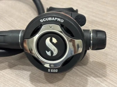 ScubaPro S600 Regulator 2nd stage  - Image 1 of 4