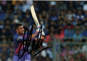 RISING PUNE SUPERGIANT & INDIA CRICKET: MS DHONI SIGNED 6x4 PHOTO+COA **PROOF** - Picture 1 of 2