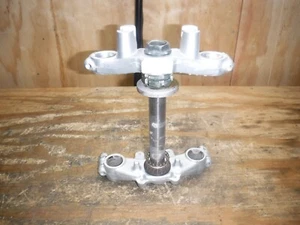 TTR125 2004 abrazaderas triples árboles yugos vástago de dirección horquillas delanteras - Imagen 1 de 7