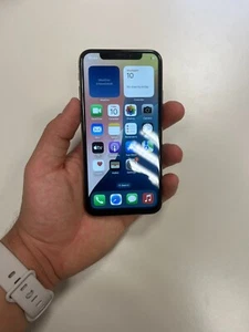 iPhone XS - Gold - 64 GB - 100% Bh - Picture 1 of 7