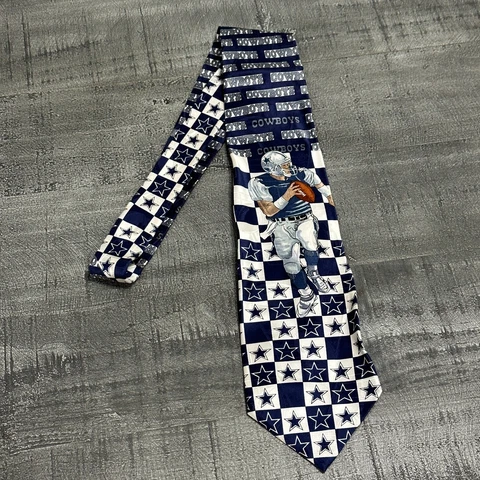 Vintage Dallas Cowboys Neck Tie Team NFL Football 1996 NFL 100% Silk USA Made Cover