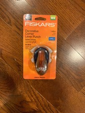 NEW Fiskars Lattice Decorative Corner Lever Paper Punch Scrapbooking 01-005481