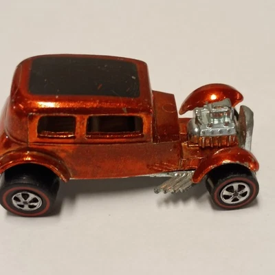 Ford Vicky 1968 32 Hot Wheels Redline - naranja con remache sin girar Foto 1 de 4