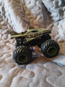 Monster Jam Monster Truck MEGADON - ESERCITO - Foto 1 di 4
