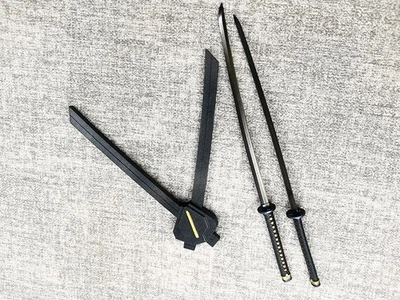 Katanas Figure 1/6 Scale HT MMS782 Hottoys Deadpool & Wolverine Battling Version - Image 1 of 2