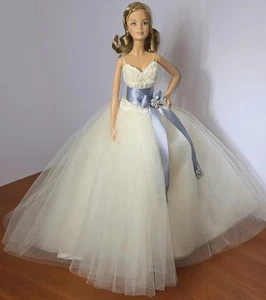 Monique Lhuillier Bride Barbie Doll 2006 Mattel Platinum Label Barbie - Picture 1 of 17