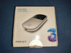 Huawei E5830 Wireless Modem Mobile Wi-Fi Hotspot MiFi 3G LOCKED TO THREE NETWORK - Picture 1 of 1