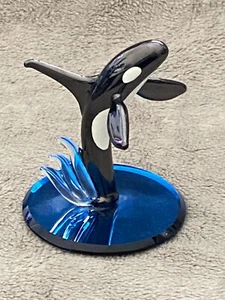 Vintage GLASS BARON Hand-blown ORCA WHALE Miniature 2.5" FIGURINE - Picture 1 of 6