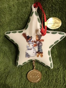 M I Hummel adorno de Navidad hacer un nuevo amigo por Danbury como nuevo 2005 en caja - Imagen 1 de 6