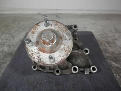 Bomba de agua Toyota Cressida y Supra Aisin 1986-1992 - #16100-49805 Foto 1 de 4