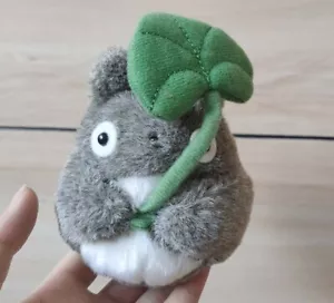 Il mio vicino Totoro con foglia Ghibli Giappone peluche giocattolo regalo - Foto 1 di 3