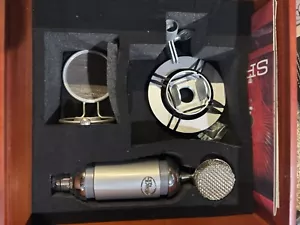 blue 885 spark condenser microphone Platinum Limited Edition - Picture 1 of 4
