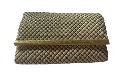 Vintage White Metal Mesh Key Holder Tri Fold Snap Close Whiting Key Wallet - Image 1 of 4