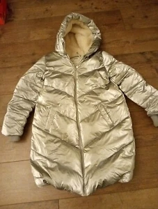 BNWT M&S GIRLS Silver fur lined hooded puffer coat Age 11/12water/Stain Repellen - Picture 1 of 7