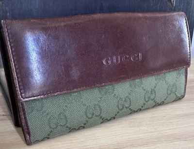 Carteira Gucci Vintage Couro Assinatura Verde e Marrom - Logotipo GG Escasso Dois Tons - Imagem 1 de 4