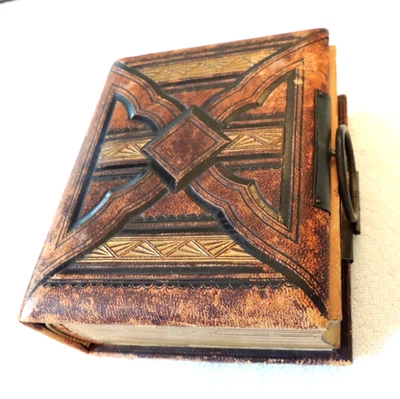 Lot of CDV TINTYPE and others in  ALBUM 28 Images  in LEATHER ALBUM - Image 1 of 4