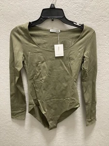 Mangopop Bodysuit Women Sz Small Olive Green Snap Bottom Long Sleeve - Picture 1 of 9
