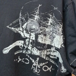 Banana Republic Men's Graphic T-Shirt XL Pirate Ship Crossed Pistols Anchor - Picture 1 of 6