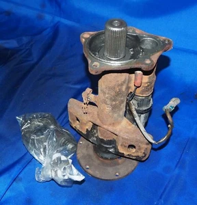 1997-2000 Chevy GMC Pickup 2500 3500 Front Axle Differential Tube 4.56 Ratio OEM - Picture 1 of 7