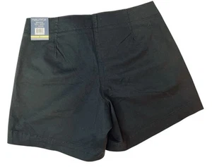 Nautica New Women’s Size 6 Mid Rise Twill True Black Shorts Pockets 5” Inseam - Picture 1 of 12