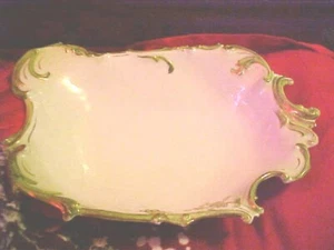 RARE Vintage UNUSUAL, ABSTRACT SHAPE SERVING BOWL WHITE W/GOLD AND GREEN DESIGN. - Picture 1 of 4