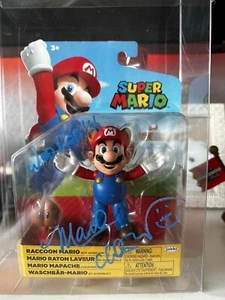 Super Mario Figure Signed By Charles Martinet (Mario Voice) Nintendo - Picture 1 of 2