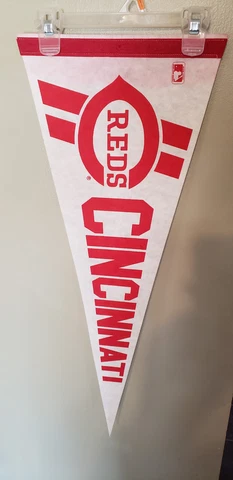 CINCINNATI REDS  MLB BASEBALL VINTAGE FELT PENNANT 2/24/23 Cover