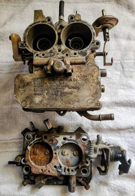 Carburador Holley R8699 A 1975-1977 Chrysler Dodge Plymouth 360-400 Foto 1 de 4