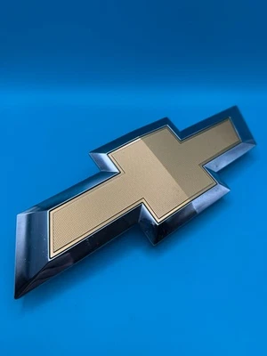 OEM 2015 - 2020 Chevrolet Colorado Front Emblem Grille Bowtie Badge 84238670 Foto 1 de 4