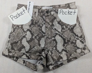 NYL New York Laundry - Juniors - Denim Shorts - RN#63619 - Size: 5 - Picture 1 of 12