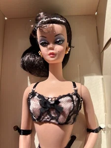 A MODEL LIFE GIFTSET SILKSTONE 2002 BFMC Limited Edition NRFB B0147 - Picture 1 of 13