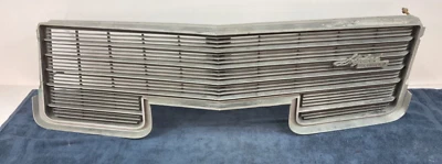 71 Buick GS Skylark Original Grille NICE 1234181 Stage 1 455 - Image 1 of 4