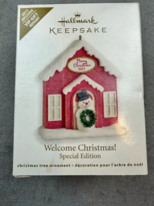 Neu im Karton! 2011 Hallmark Andenken Willkommen Weihnachten! Sonderedition Ornament - Bild 1 von 2