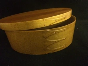 VINTAGE SHAKER REPORDUCTION 3 FINGER BOX W/ LID 1970 CWS 8 1/2" PENNSYLVANIA - Picture 1 of 12