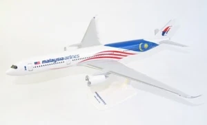 Malaysia Airlines Airbus A350-900 1:200 Modellino Collezione Esposizione 9M-MAC - Foto 1 di 3