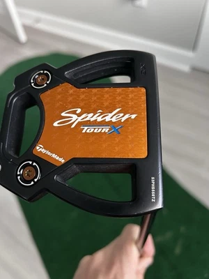 TaylorMade Spider X RHPutter - Negro/Blanco 35" ¡Bonito! Foto 1 de 4