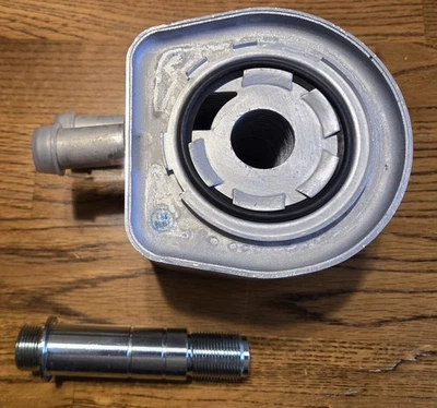 Engine Oil Cooler for 97-04 FORD Expedition F-150 F-250 Navigator 2L3Z6A642AB - Image 1 of 4