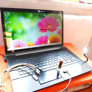 Acer 8951 ETHOS MAX FullHD Kino 18 Zoll l 16GB RAM NEU l 2TB SSD Windows 11 i7 - Bild 1 von 13